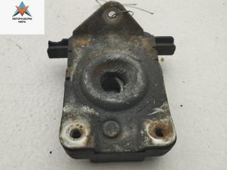 замок капота BMW 5 серия E39 1998, 2.0 л., бензин, МКПП, серый, седан, 8203859