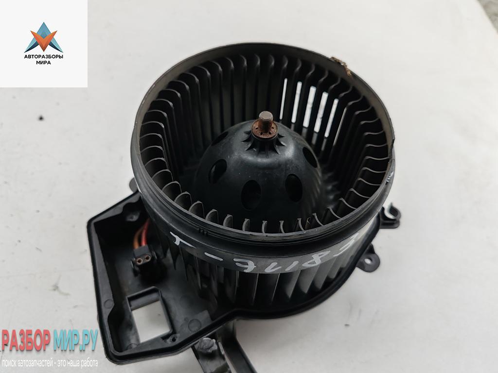 моторчик печки Mercedes-Benz C-Класс W203/S203/CL203 2000, 2.2 л., дизель, МКПП, серый, седан, 0130101118 - фото №1