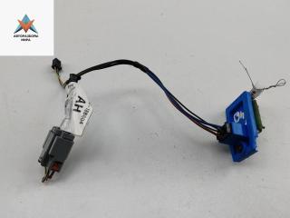 сопротивление печки Ford Focus 1 поколение [рестайлинг] 2003, 1.6 л., i, бензин, МКПП, серый, хетчбэк 5 дв., XS4H18B647BA