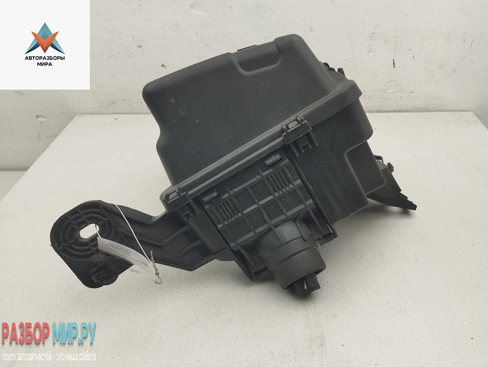 короб предохранителей Peugeot 207 1 поколение 2008, 1.6 л., дизель, МКПП, белый, универсал, 9657287080 - фото №1