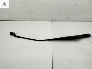 Щеткодержатель (поводок стеклоочистителя) передний Volkswagen Golf 5 поколение 2009, 1.9 л., дизель, МКПП, синий, универсал, 1K5955410B