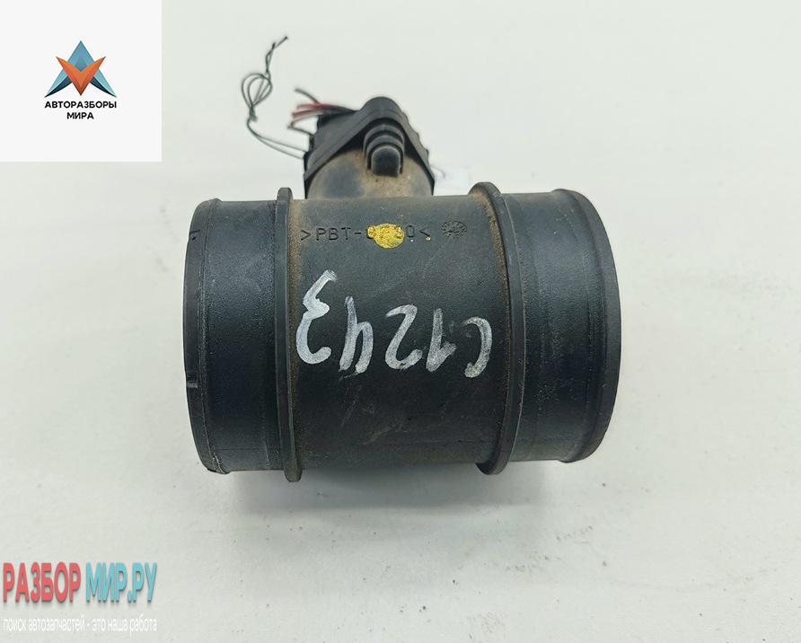 Расходомер (измеритель потока воздуха) Opel Astra G 2004, 1.7 л., дизель, МКПП, белый, универсал, 24439252 - фото №1