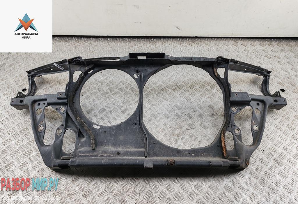 Рамка радиатора Volkswagen Passat B5 1997, 1.6 л., бензин, МКПП, синий, универсал - фото №1