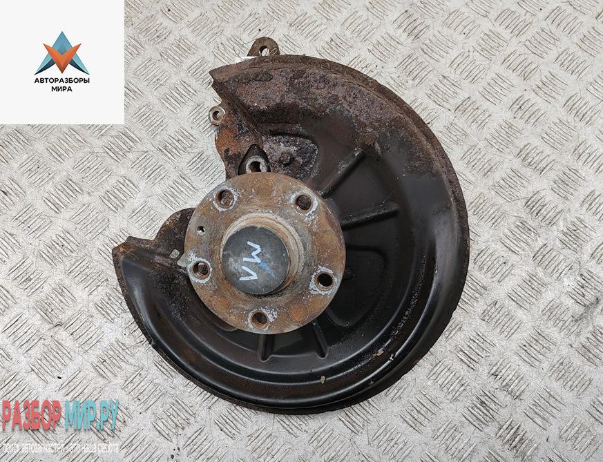 ступица задняя правая Volkswagen Touran 1 поколение 2003, 1.6 л., бензин, МКПП, синий, минивэн - фото №1