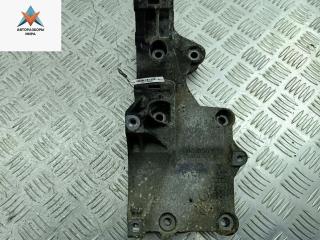 кронштейн генератора Audi A3 8P 2003, 1.9 л., дизель, МКПП, чёрный, хетчбэк 3 дв., 03G903143A
