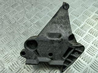 кронштейн двигателя Audi A3 8P 2003, 1.9 л., дизель, МКПП, чёрный, хетчбэк 3 дв., 03G199207A