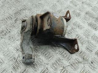 подушка крепления двигателя Ford Fiesta 2009, 1.3 л., бензин, МКПП, красный, хетчбэк 3 дв.