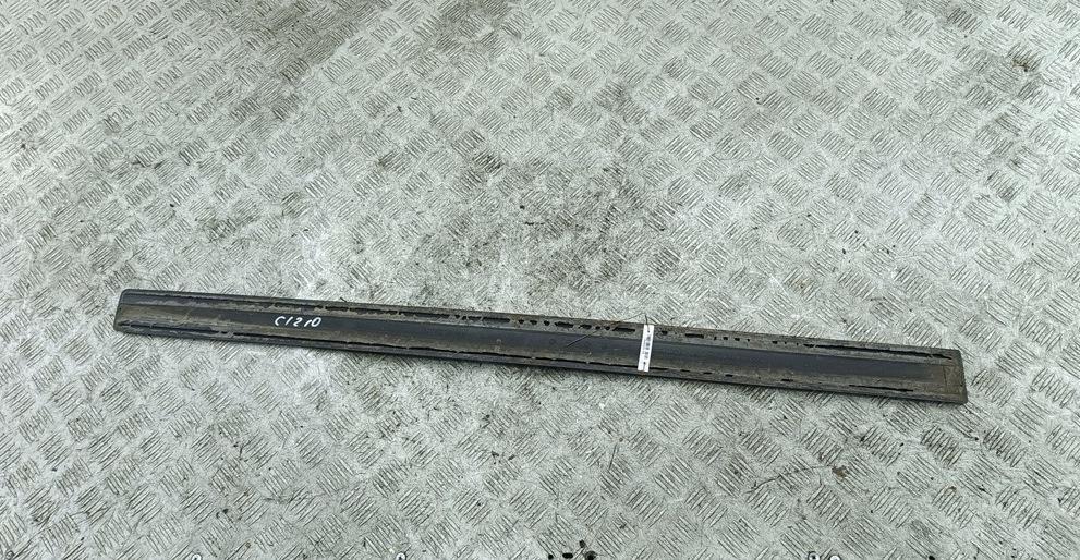 молдинг двери передней правой Ford Galaxy 2003, 1.9 л., дизель, МКПП, чёрный, минивэн