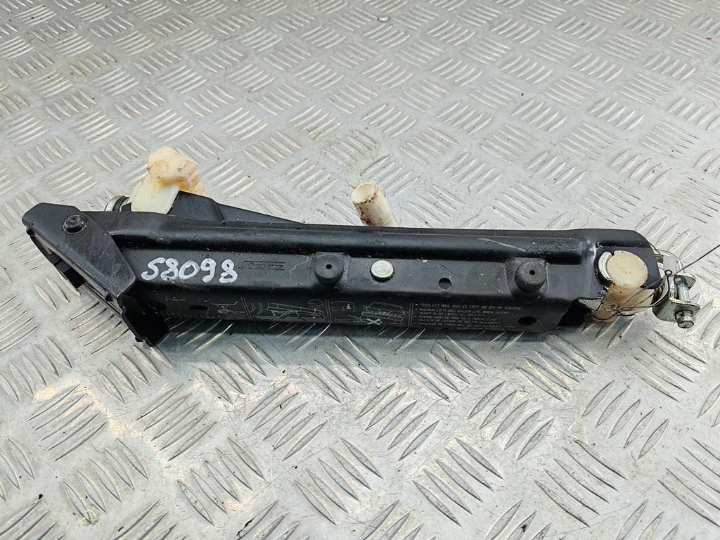 домкрат BMW 5 E39 1998, 2.0 л., бензин, МКПП, серый, седан, 1092710