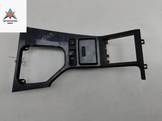 консоль салона (центральная часть) BMW 5 серия E39 1998, 2.5 л., бензин, АКПП, зелёный, седан, 8196979