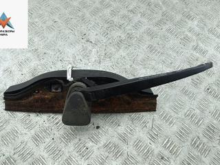 Щеткодержатель (поводок стеклоочистителя) задний BMW 5 серия E39 [рестайлинг] 2000, 2.0 л., бензин, МКПП, чёрный, универсал