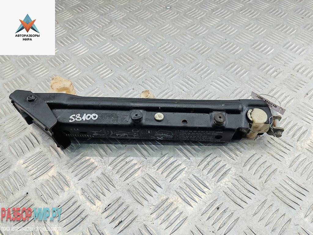 домкрат BMW 5 серия E39 1998, 2.0 л., бензин, МКПП, серый, седан, 1092710 - фото №1