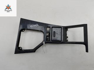 консоль салона (центральная часть) BMW 5 серия E39 1998, 2.0 л., бензин, МКПП, серый, седан, 8196979