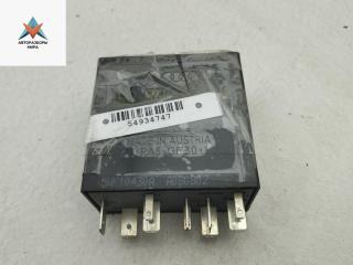 Реле стеклоочистителя (дворников) Volkswagen Passat B5 [рестайлинг] 2002, 1.6 л., бензин, МКПП, серый, седан, 4B0955531A