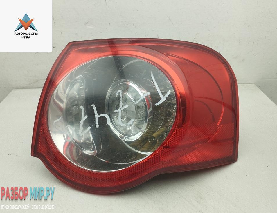 фонарь задний правый Volkswagen Passat B6 2006, 2.0 л., бензин, МКПП, синий, универсал, 3C9945096C - фото №1