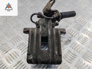 суппорт задний левый Volkswagen Golf 5 поколение 2005, 1.4 л., бензин, МКПП, зелёный, хетчбэк 5 дв.