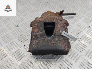 суппорт передний левый Volkswagen Bora 1 поколение 1999, 1.6 л., бензин, МКПП, чёрный, универсал