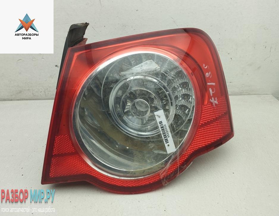 фонарь задний правый Volkswagen Passat B6 2006, 2.0 л., бензин, МКПП, серый, седан, 3C5945075C - фото №1