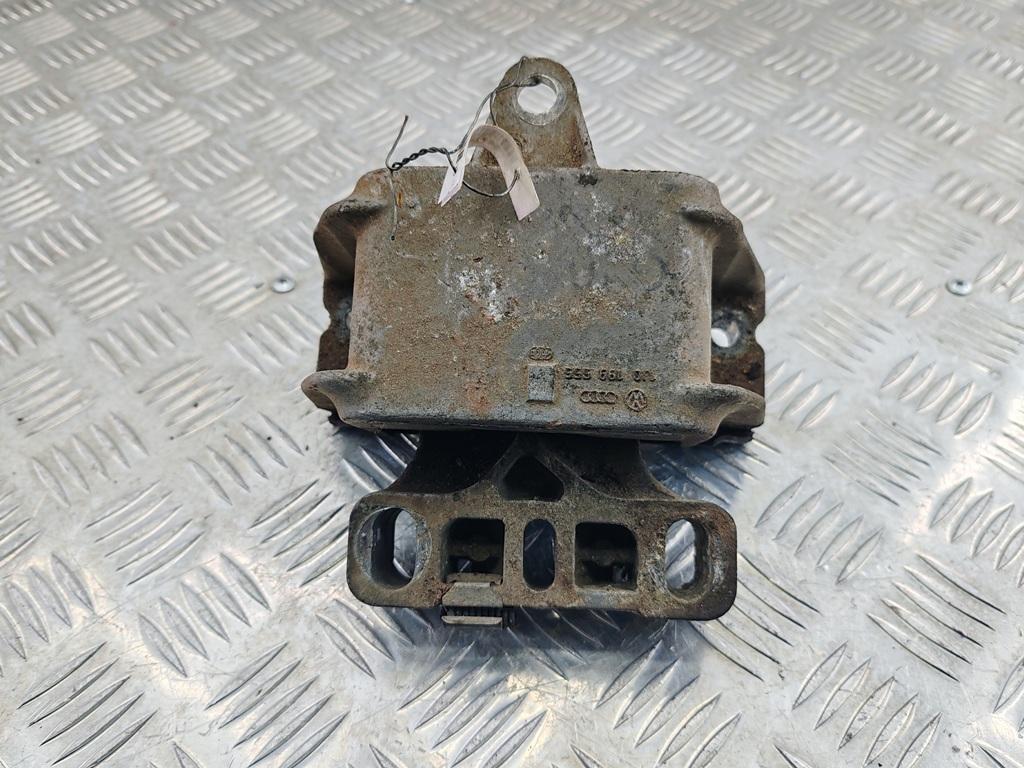 подушка крепления КПП Volkswagen Bora 1999, 1.6 л., бензин, МКПП, чёрный, универсал, 1J0199555