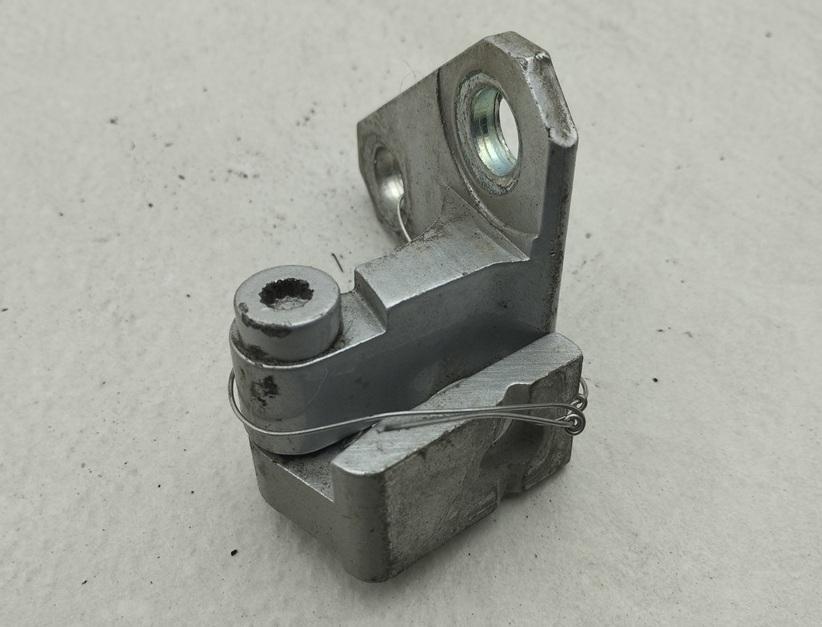 петля двери Volkswagen Passat B6 2006, серый, седан, 3C0831402A