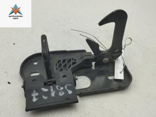 замок капота Volkswagen Passat B6 2006, 2.0 л., бензин, МКПП, серый, седан, 3C0823480