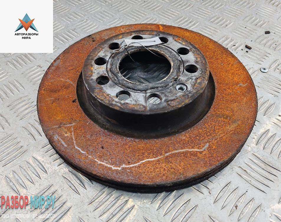 диск тормозной передний Skoda Yeti 1 поколение 2010, 2.0 л., дизель, МКПП, коричневый, внедорожник 5 дв. - фото №1