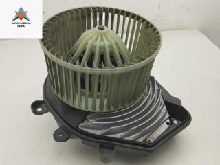 моторчик печки Volkswagen Passat B5 [рестайлинг] 2002, 1.6 л., бензин, МКПП, серый, седан, 8D1820021