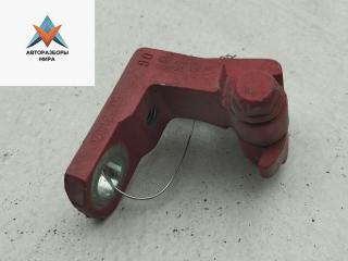 петля двери Volkswagen Caddy 3 поколение 2006, красный, фургон, 6Q0831402B