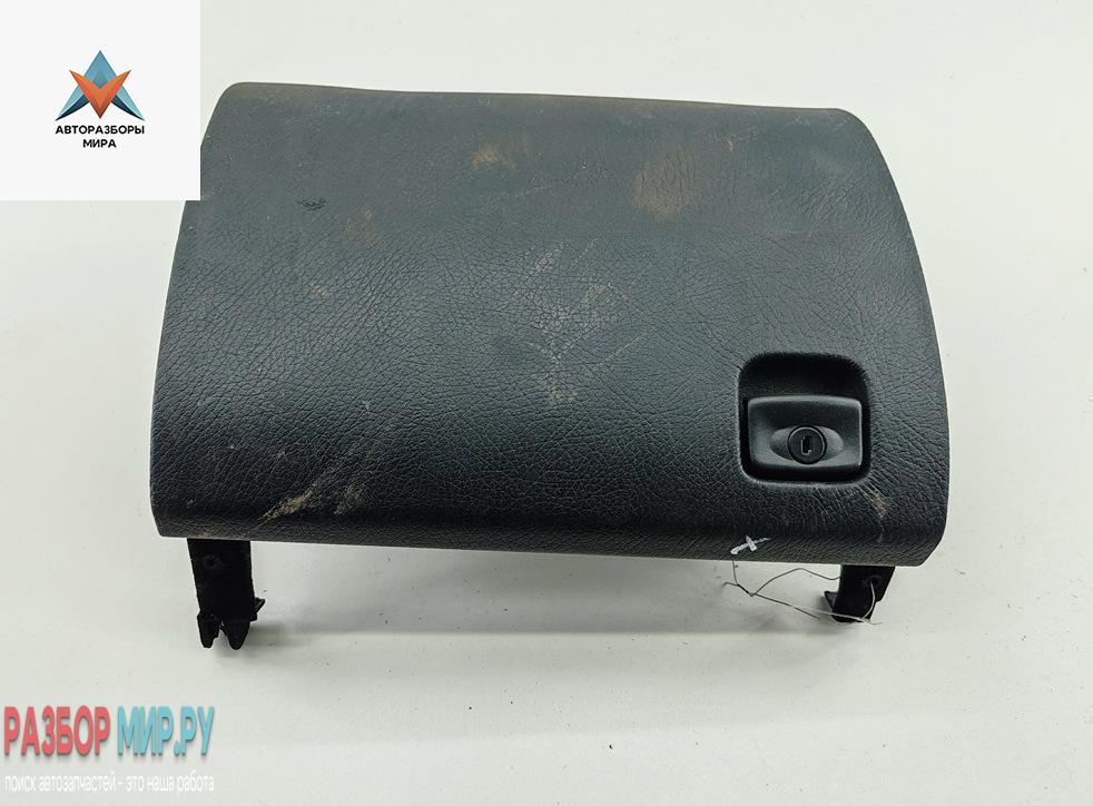 бардачок Opel Omega B 1997, 2.5 л., бензин, АКПП, серый, седан, 90566941 - фото №1