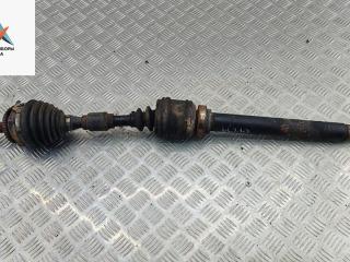 полуось передняя правая (приводной вал, ШРУС) Volvo S40 1 поколение 1998, 1.9 л., бензин, АКПП, чёрный, универсал