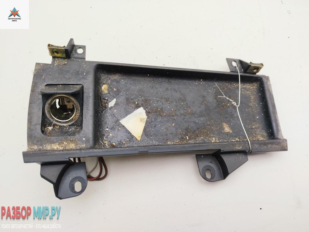 прикуриватель BMW 5 серия E39 1998, 2.5 л., дизель, АКПП, серый, седан, 8159694 - фото №1