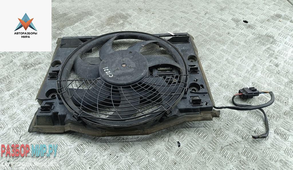 вентилятор радиатора BMW 3 серия E46 1999, 2.0 л., бензин, МКПП, синий, седан, 8373967 - фото №1