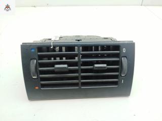 дефлектор обдува салона BMW 5 серия E39 [рестайлинг] 2000, 2.0 л., бензин, МКПП, чёрный, универсал, 8376150