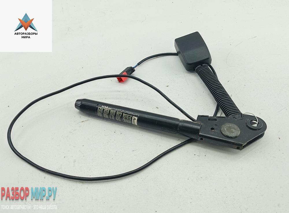 замок ремня безопасности Ford Focus 1 поколение 1999, 1.6 л., i, бензин, МКПП, синий, универсал, T4X9A - фото №1