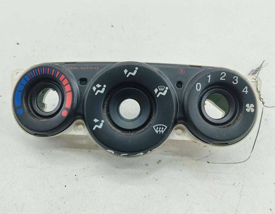 блок управления печки / климат-контроля Ford Focus I 1999, 1.6 л., i, бензин, МКПП, синий, универсал, 98AB18C419