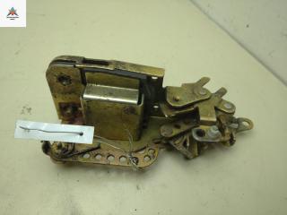 замок двери передней правой Volkswagen Transporter T4 1997, 1.9 л., дизель, МКПП, белый, микроавтобус, 701837016D