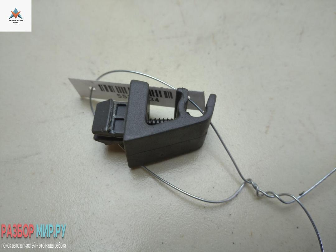 Крепление (крючок) солнцезащитного козырька IVECO Daily 4 поколение 2008, 2.3 л., дизель, АКПП, белый, микроавтобус - фото №1