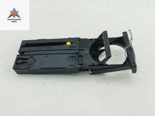 подстаканник Volkswagen Sharan 1 поколение [2-й рестайлинг] 2003, 1.8 л., бензин, МКПП, синий, минивэн, 7M3858602