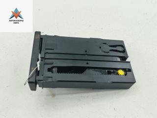 подстаканник Volkswagen Sharan 1 поколение [2-й рестайлинг] 2003, 1.8 л., бензин, МКПП, синий, минивэн, 7M3858601