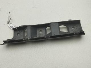 кронштейн переднего бампера Volkswagen Passat B6 2006, 2.0 л., бензин, МКПП, серый, седан, 3C0807183
