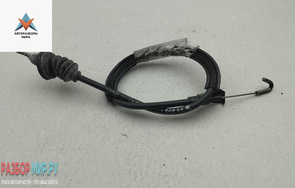 трос двери Volkswagen Bora 1 поколение 1999, 1.6 л., бензин, МКПП, чёрный, универсал, 1J4837085D - фото №1