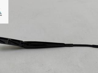 Щеткодержатель (поводок стеклоочистителя) передний Volkswagen Golf 6 поколение 2010, 1.6 л., дизель, МКПП, серый, универсал, 1Q1955409