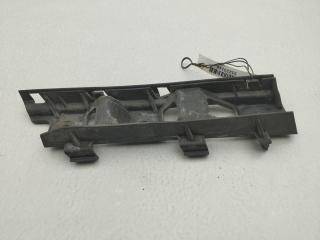 кронштейн переднего бампера Volkswagen Passat B6 2006, 2.0 л., бензин, МКПП, серый, седан, 3C0807184