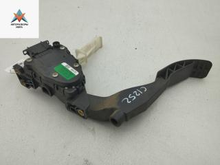 педаль Volkswagen Bora 1 поколение 1999, 1.6 л., бензин, МКПП, чёрный, универсал, 1J1721503J