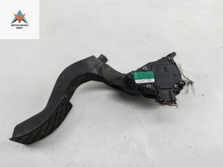 педаль Volkswagen Passat B5 [рестайлинг] 2002, 1.6 л., бензин, МКПП, серый, седан, 8D1721523E