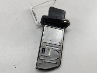 Расходомер (измеритель потока воздуха) Volkswagen Passat B6 2006, 2.0 л., бензин, МКПП, серый, седан, 06F906461A