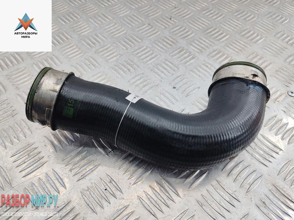 патрубок интеркулера Skoda Octavia mk2 (A5 1Z) 2007, 2.0 л., дизель, МКПП, серый, универсал, 3C0145832D - фото №1