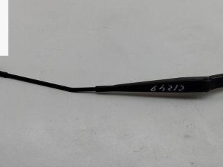 Щеткодержатель (поводок стеклоочистителя) передний Skoda Fabia mk3 (NJ) 2015, 1.2 л., бензин, МКПП, белый, универсал, 6V1955410A