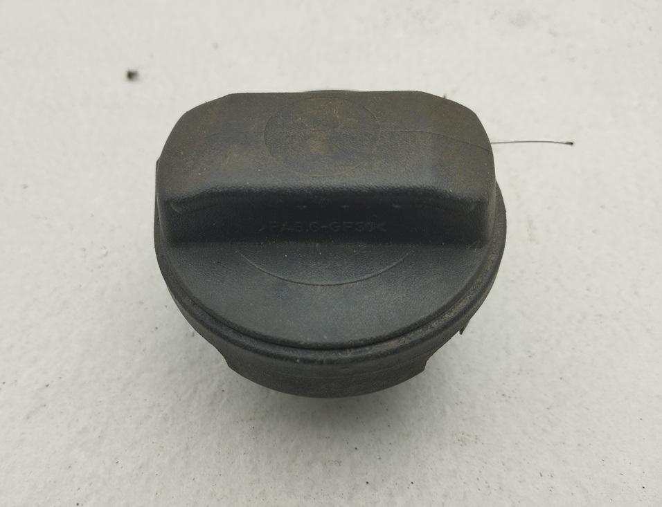 пробка топливного бака Volkswagen Bora 1999, 1.6 л., бензин, МКПП, чёрный, универсал, 1J0201553C