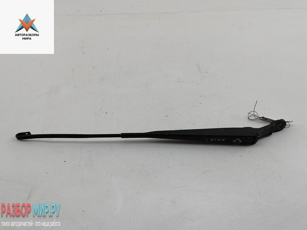 Щеткодержатель (поводок стеклоочистителя) передний Dacia (Renault) Logan 2010, 1.4 л., бензин, МКПП, синий, универсал, 8200620432 - фото №1